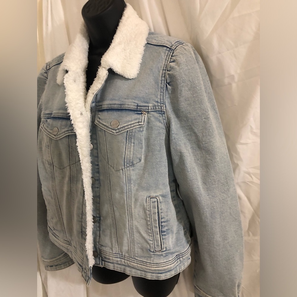 Nanette Lepore white sherpa lined pleated‎ shoulder denim jacket size large new - Picture 13 of 14